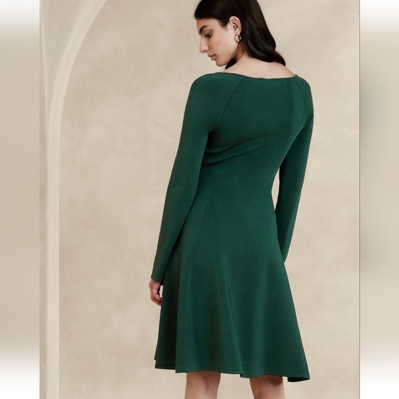 Banana Republic Dark Juniper Green L NWT. Square Neck A-Frame Dress Long-sleeved - Picture 2 of 10